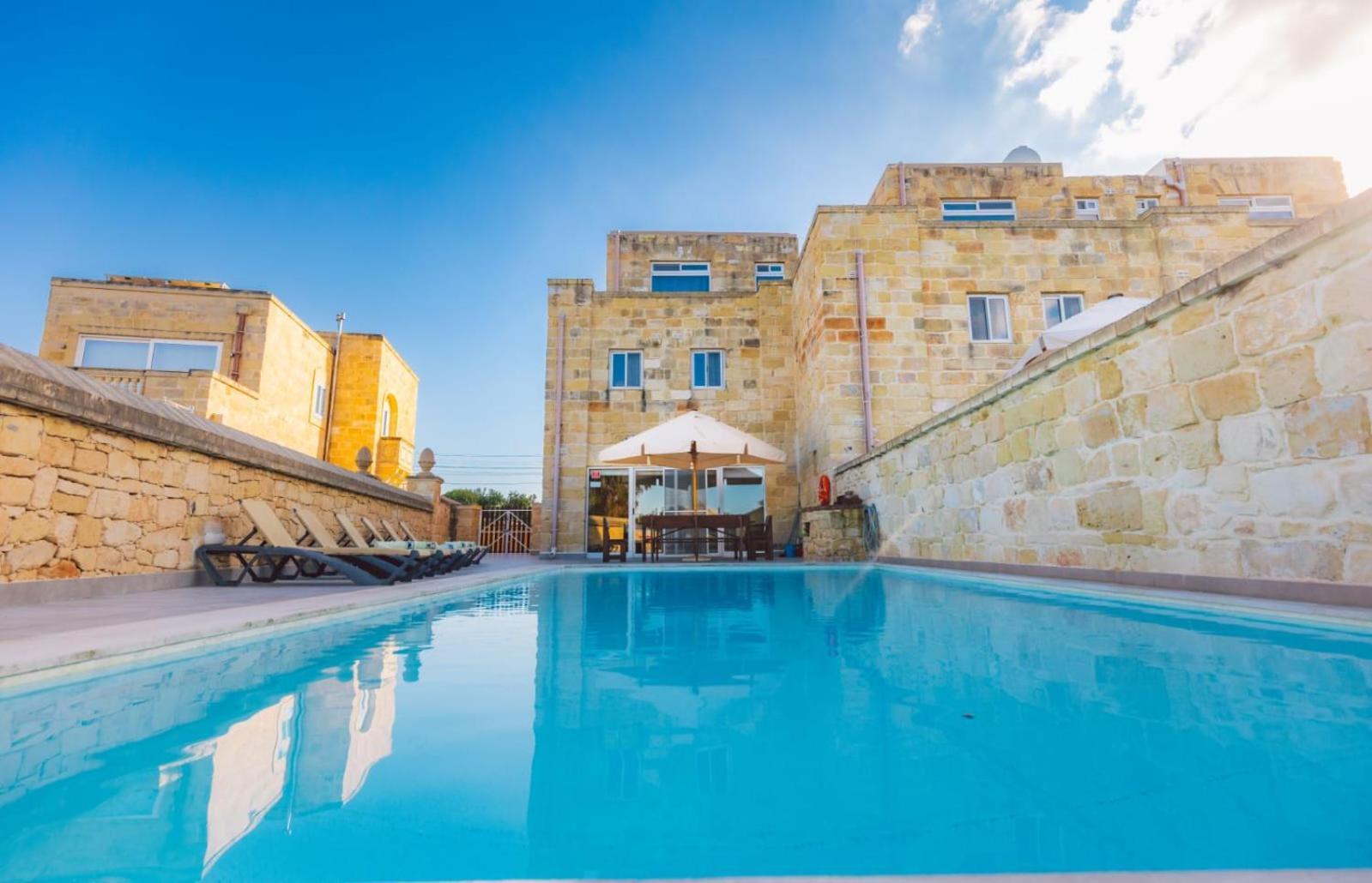Villa Chossie Żejtun エクステリア 写真