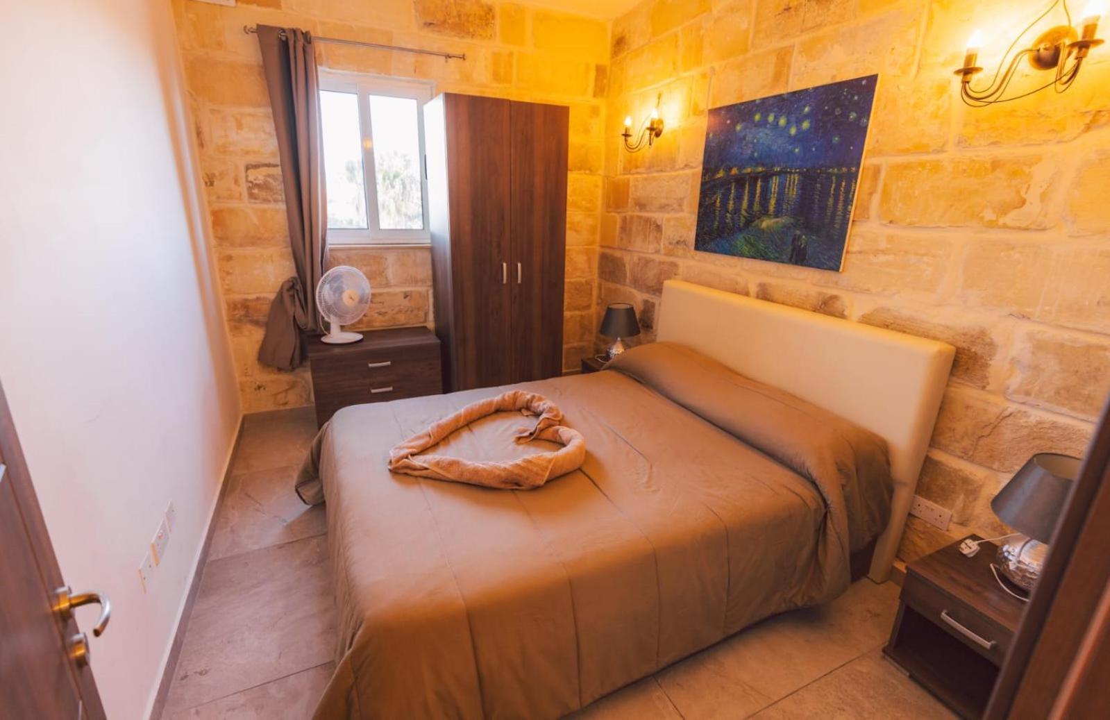Villa Chossie Żejtun エクステリア 写真